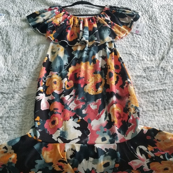 Lularoe Cici - Picture 1 of 4